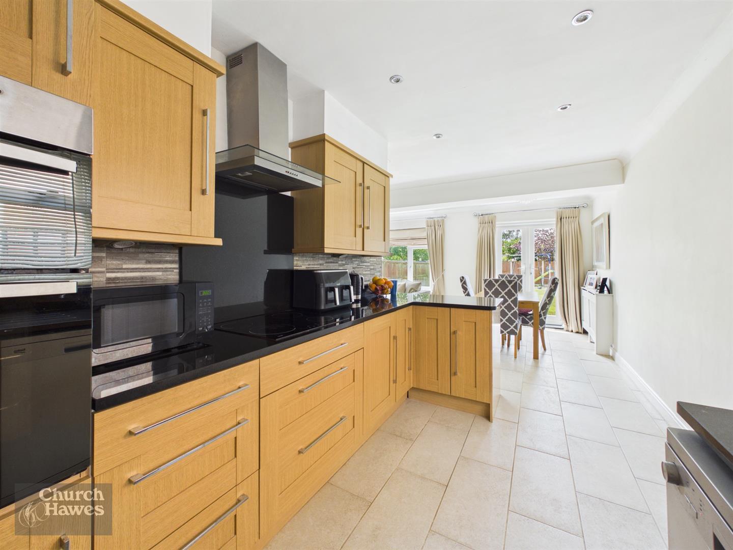 Property Image 29dc1904-d41c-4105-8848-fb1b97c4812e
