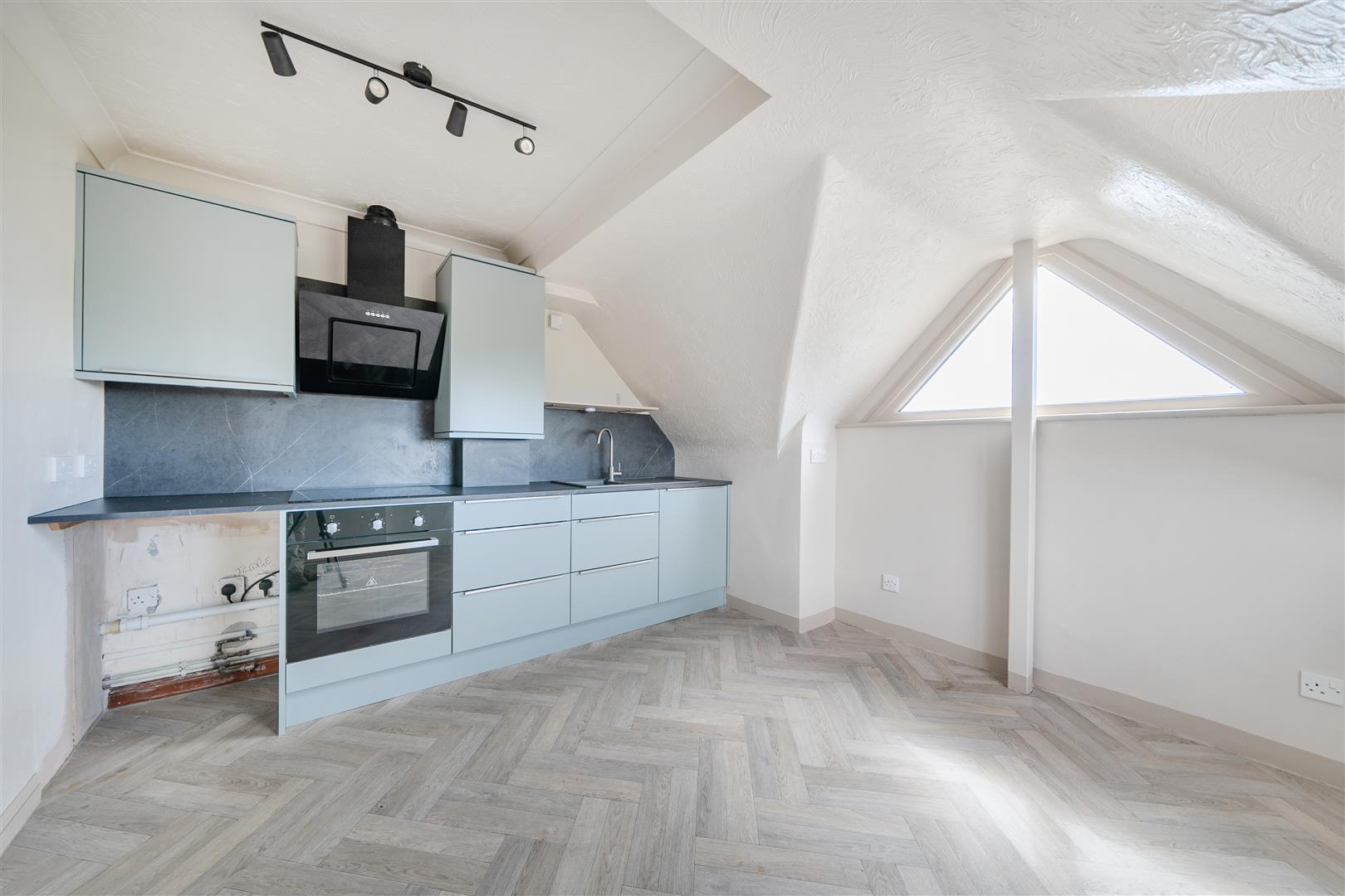 Property Image 29f727ad-ef8c-403d-8a78-f97156c99e91