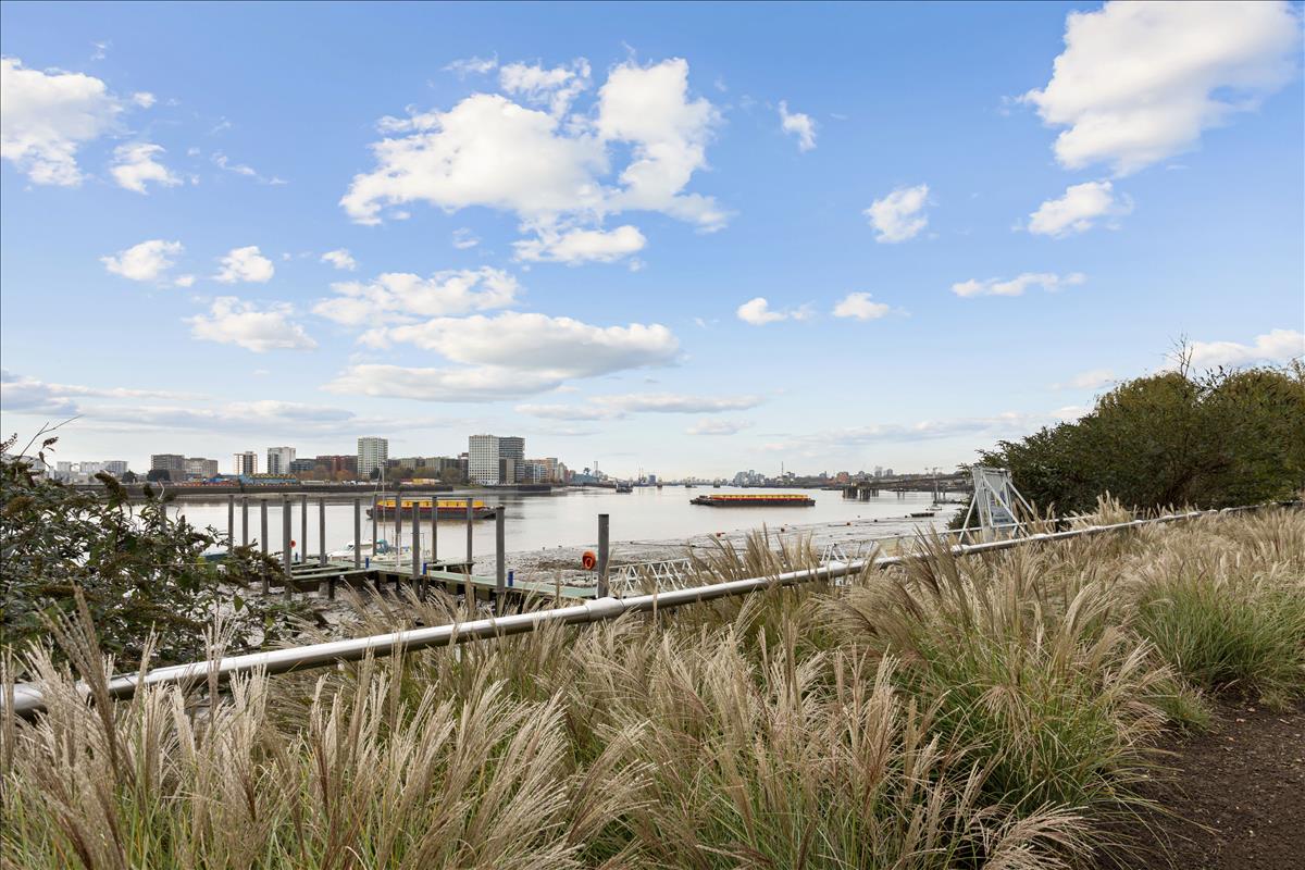 <order>0</order><label>Platinum Riverside | Circa London</label>