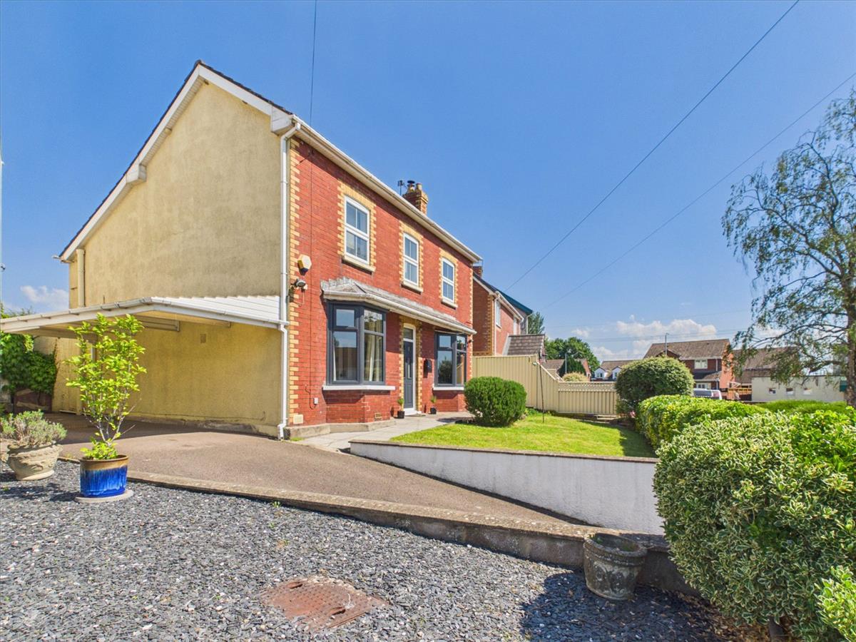 Property Image 2a033140-5a17-4b4e-9798-ef35f06f13b6