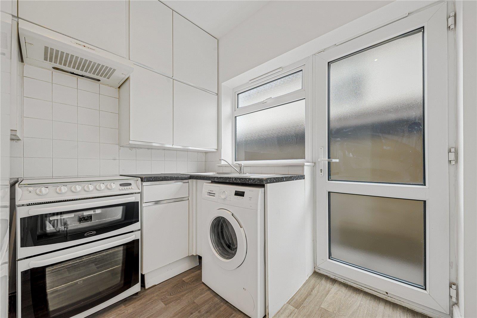 Property Image 2a1c42f6-60f2-4795-8dc1-bbda49716817