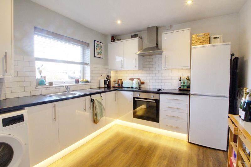 Property Image 2a2e6a38-6c85-495d-82ea-d7764cfdf415