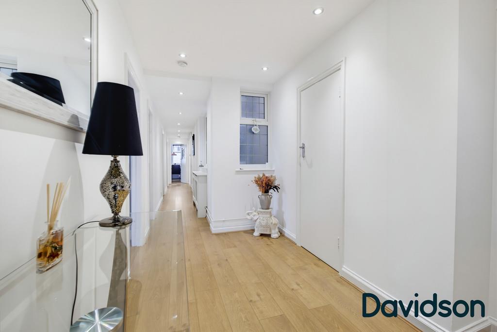 Property Image 2a34c9e9-213f-476e-81a0-b1c9cd41b460