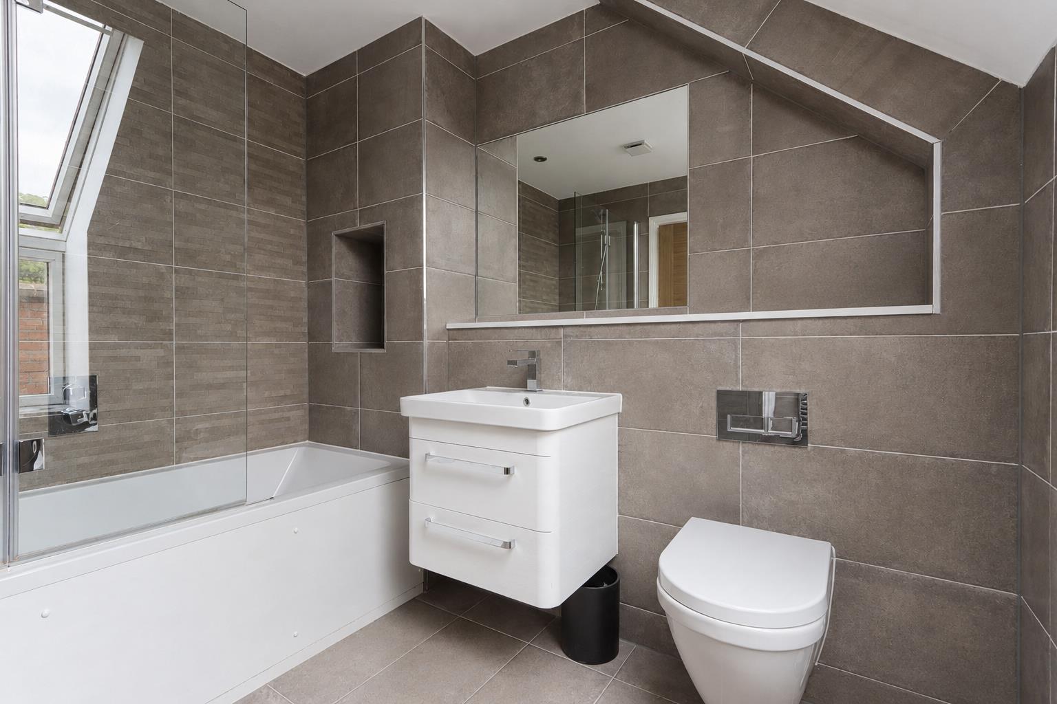 Property Image 2a3abcf1-03ca-48af-8db2-7f9b8bd78111