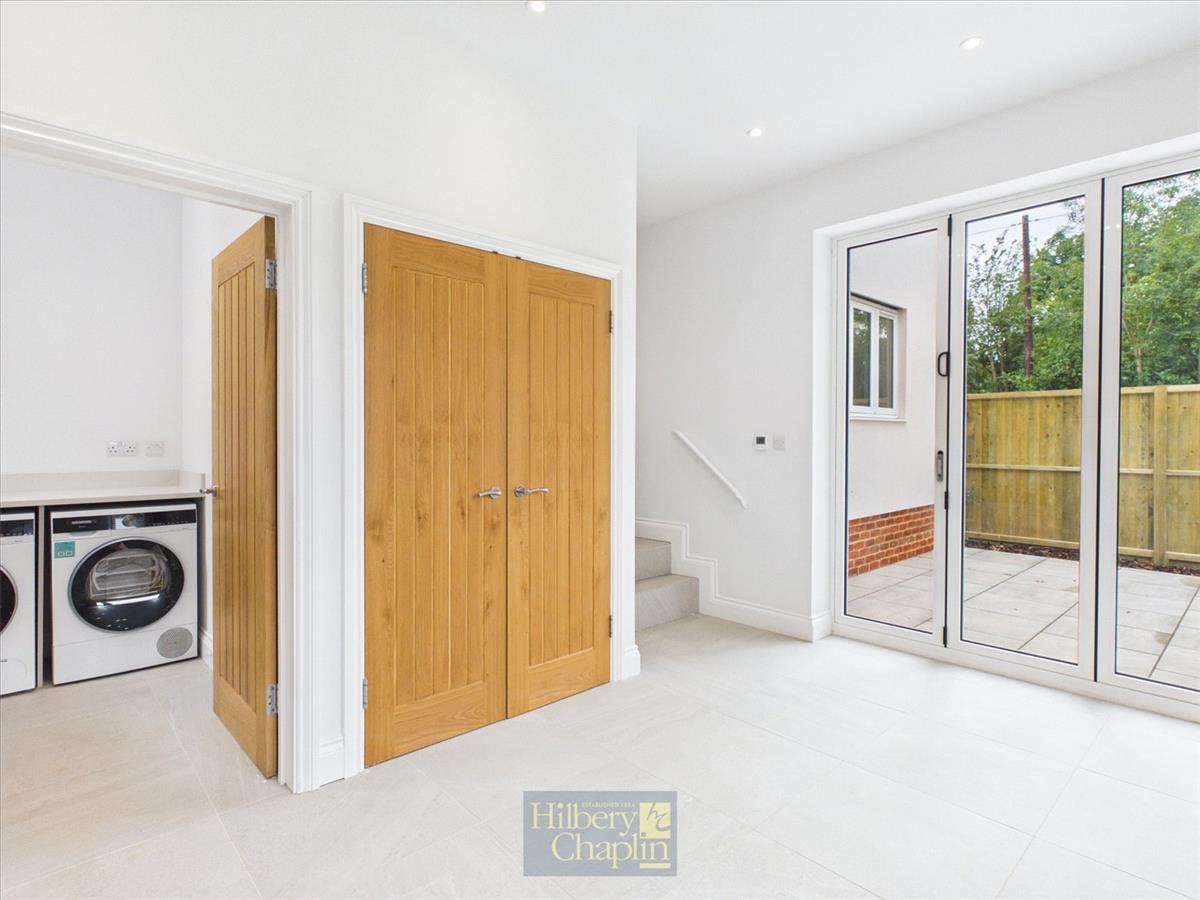 Property Image 2a3af0c4-9cf3-4c14-8de9-e2e9d2fba112