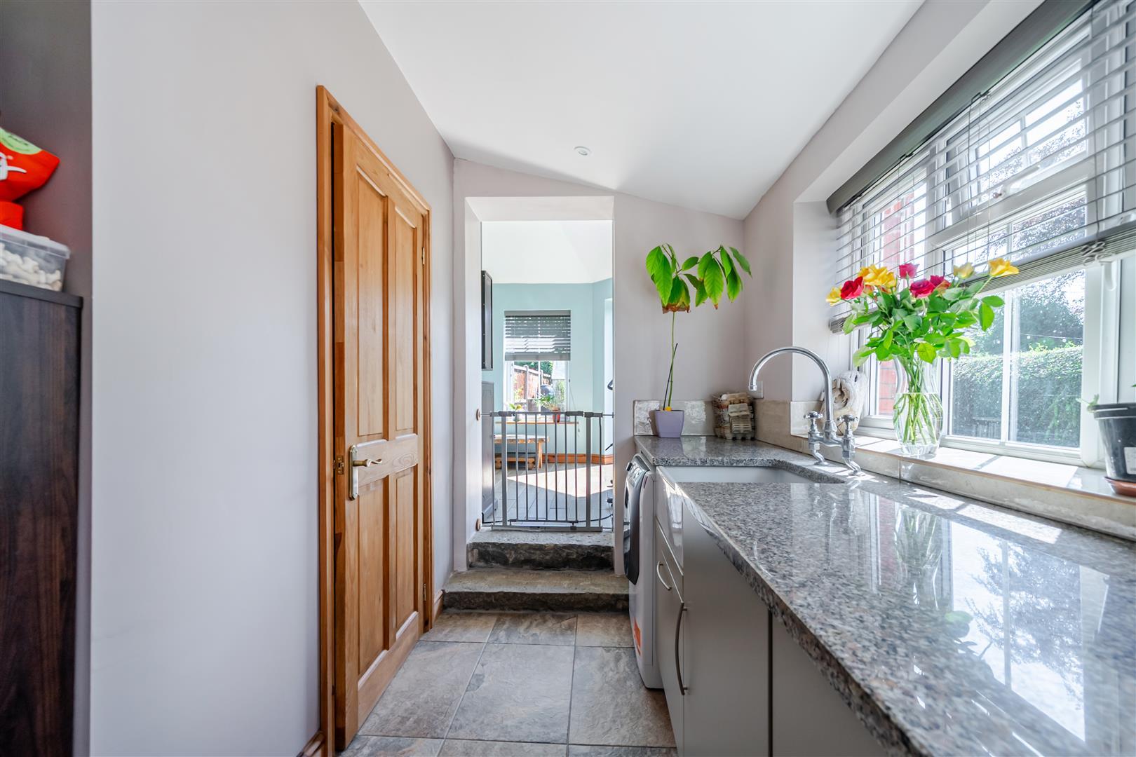 Property Image 2a3c25be-adc8-4f85-aae3-ea13a25f028c