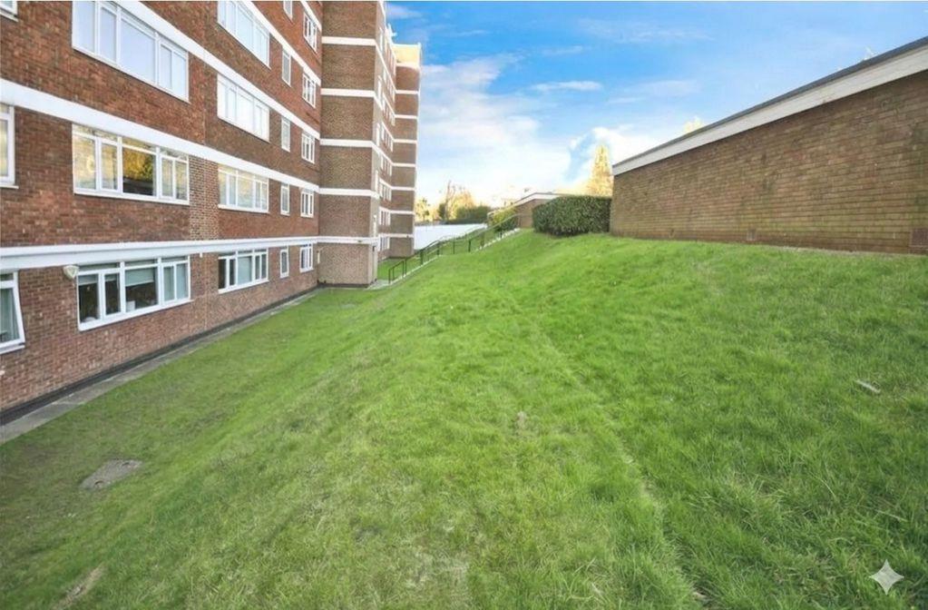Property Image 2a3d7b8c-0120-42e0-8f3b-d0d6b6763bee