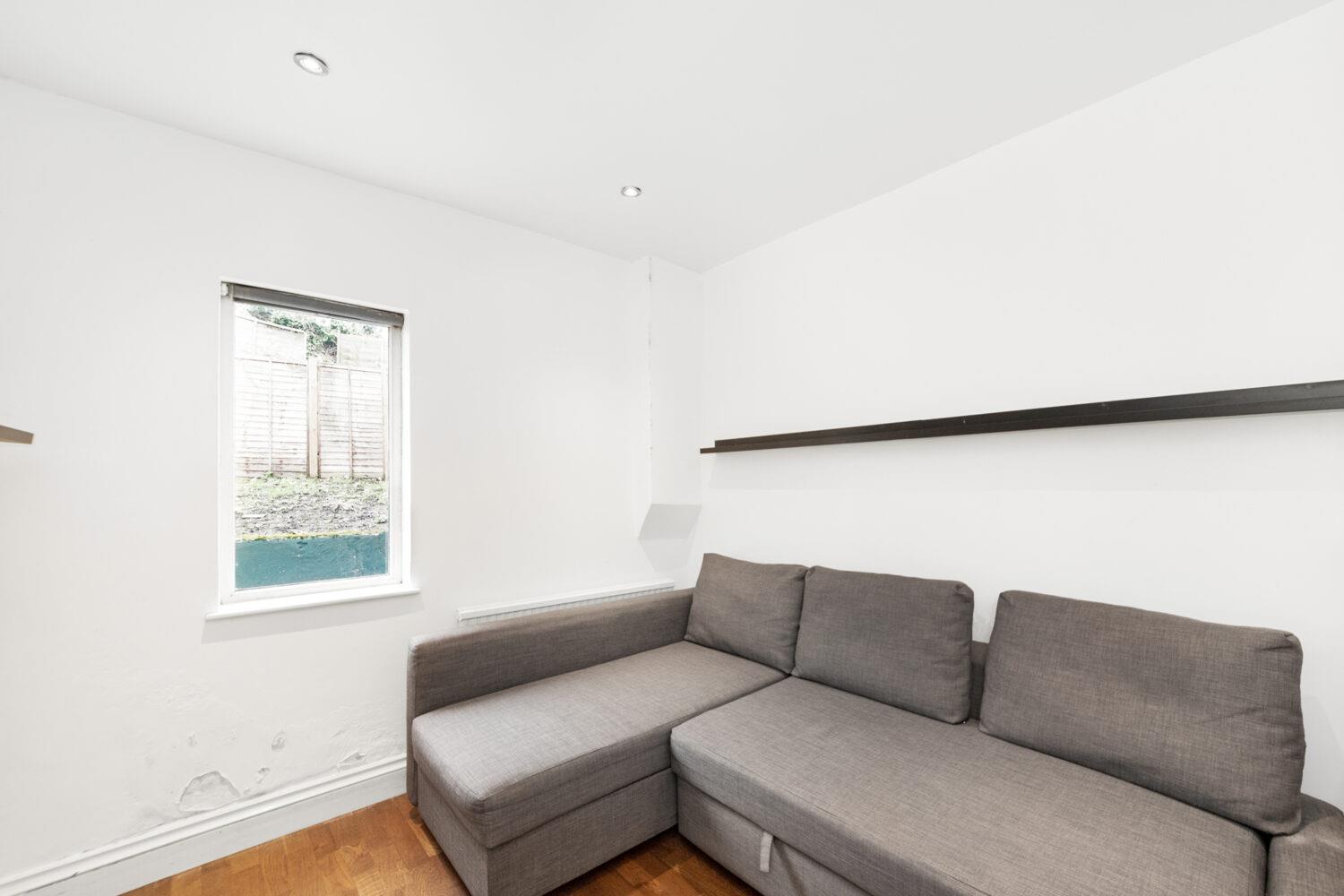 Property Image 2a3e172d-b36f-4f2c-8c6b-82c8d08624dc