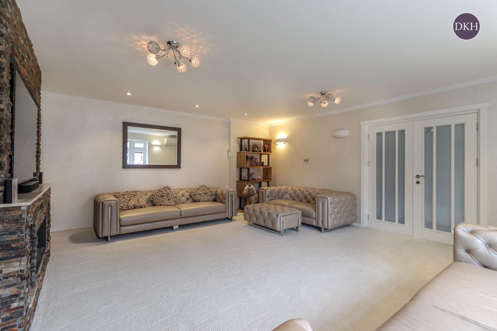 Property Image 2a487320-4ed3-44a6-9b7b-0d383a618a6b