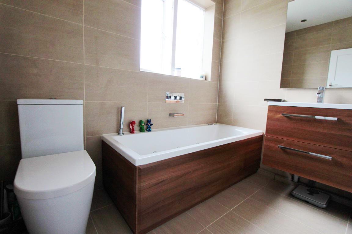 Property Image 2a52cee7-9e3d-411b-a4e2-aa674a5989f5