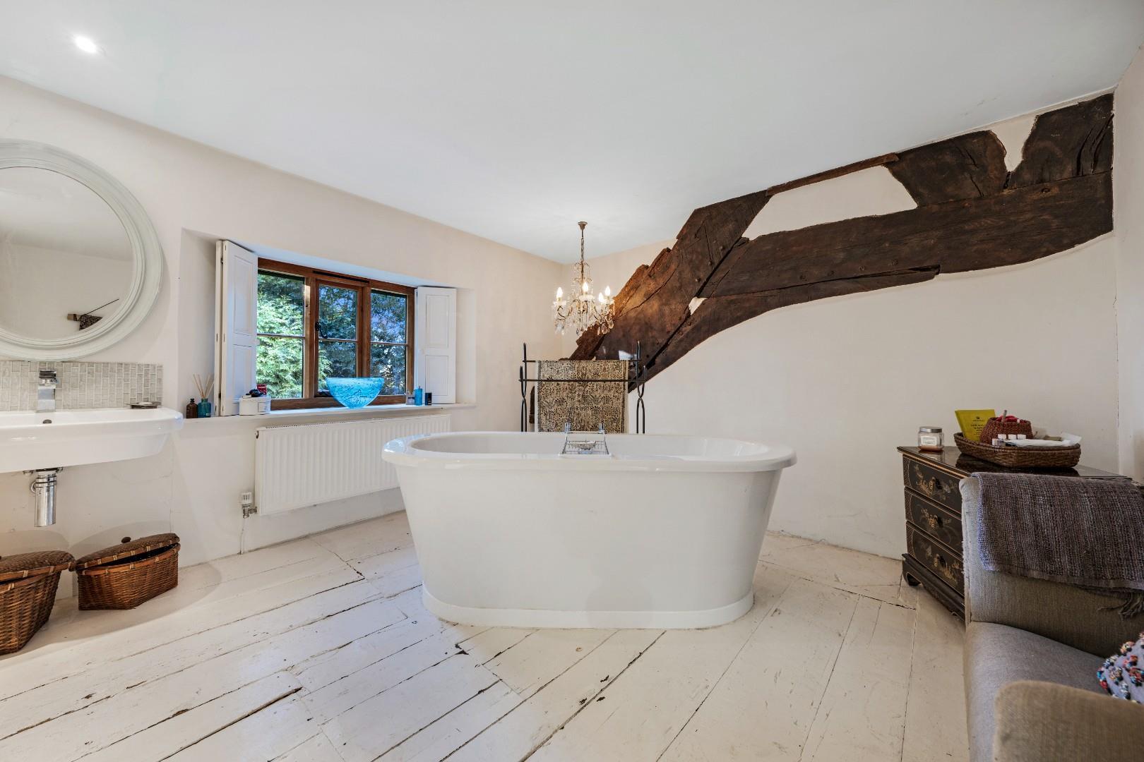 Property Image 2a559e35-c7a4-4f92-b2ae-faeaee67ee5c