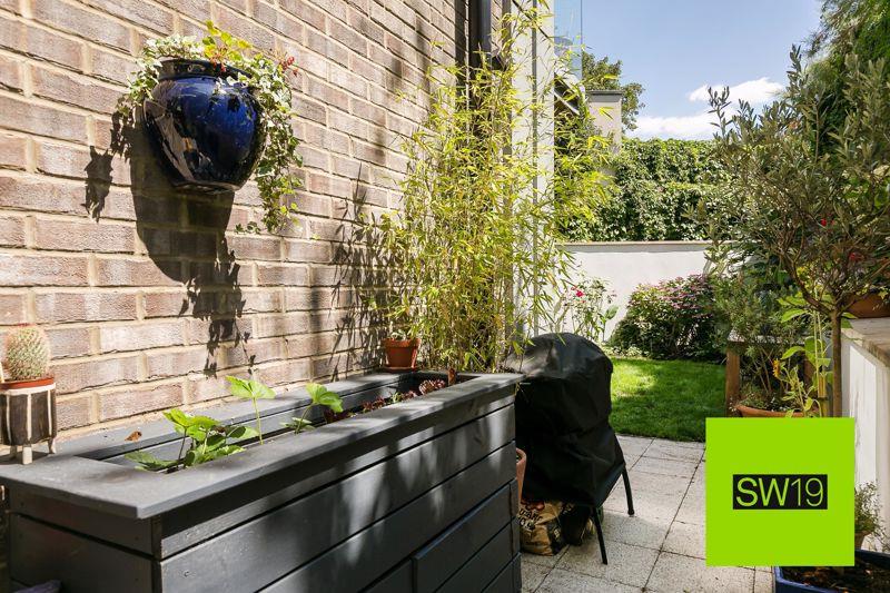 Property Image 2a6d1f32-791d-48e3-bfc5-84a6fcff6e35