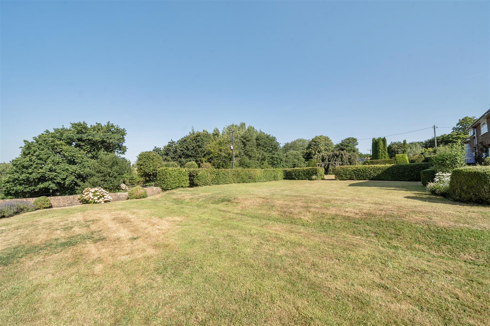 Property Image 2a6f5a35-cb55-475d-8563-14a555bd3d7c