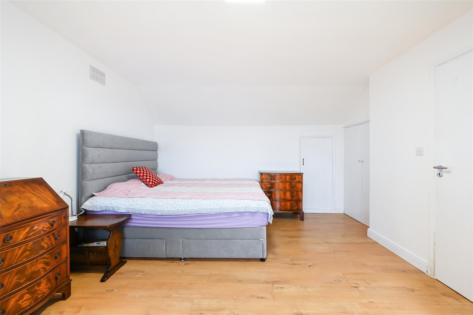 Property Image 2a7ec615-c2ca-4440-8d0a-3297a3026dba