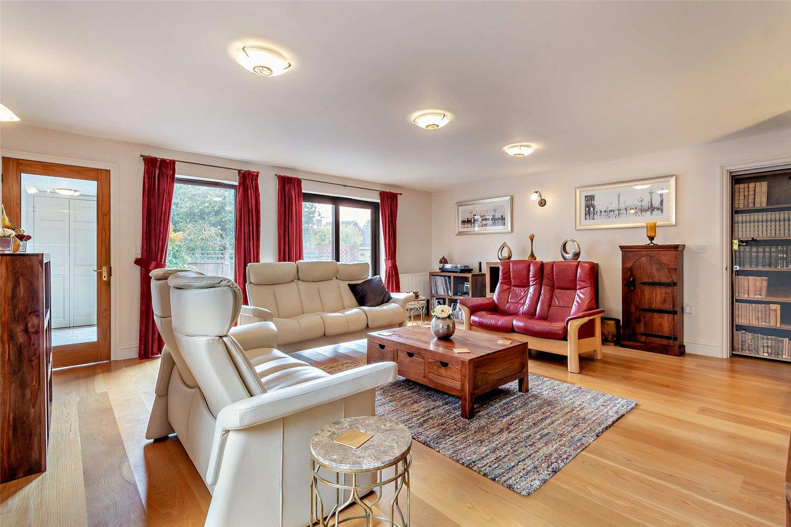 Property Image 2a809eca-3f66-4463-ae8a-ef875596d34a