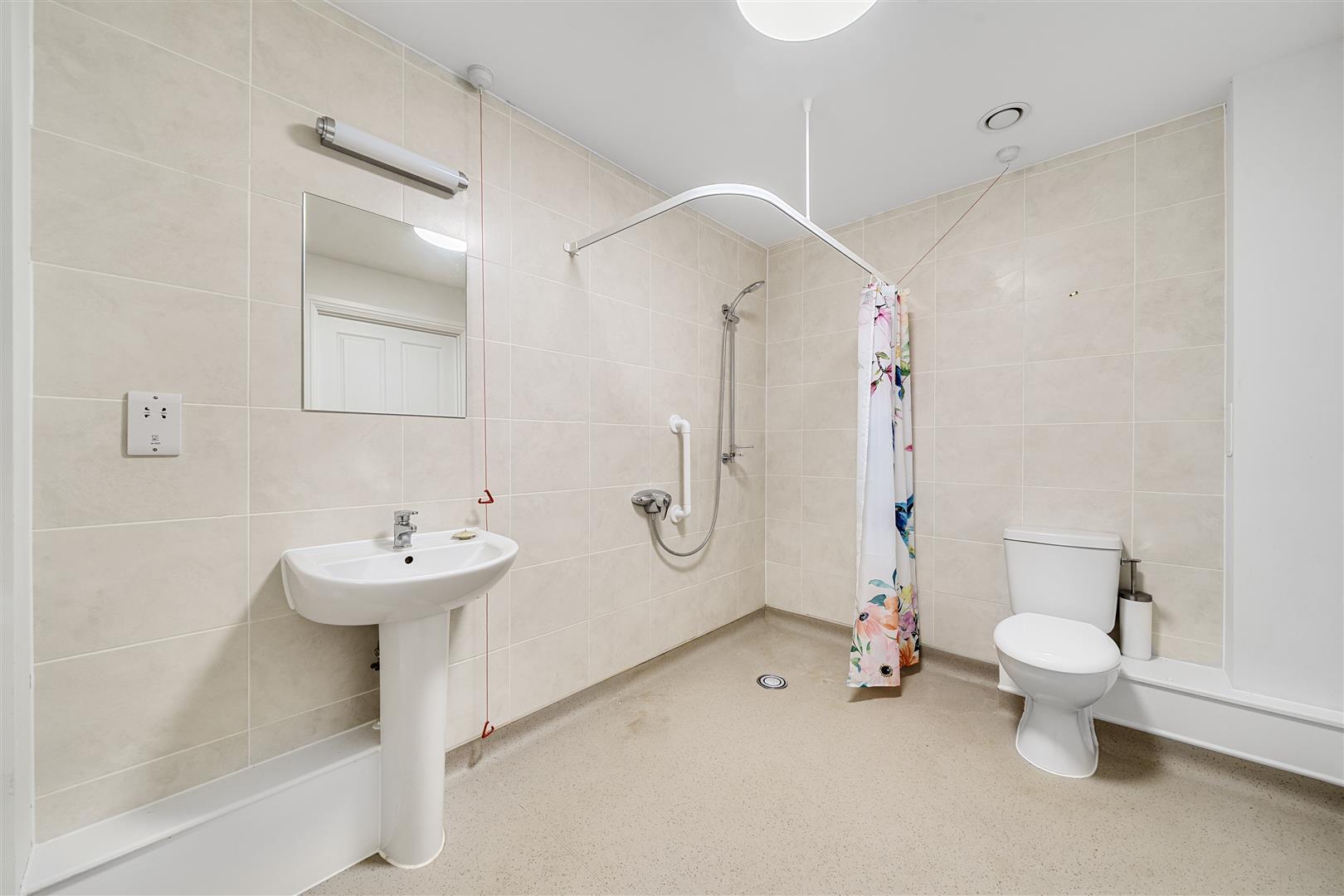 Property Image 2a86d9c6-b411-47bf-a476-1a5d96472507