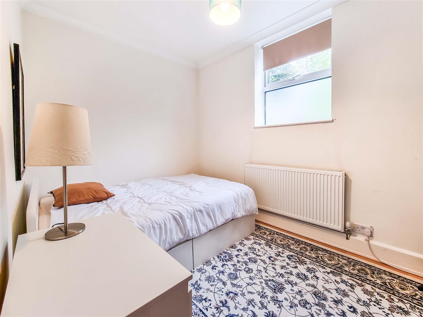Property Image 2a8ea3e9-23dd-44b0-9623-bf7ac1182729