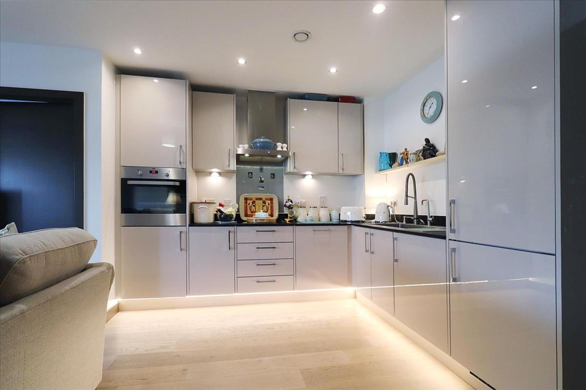 Property Image 2a8fcf6f-ed38-43d3-87fc-5cf49a9ec42e