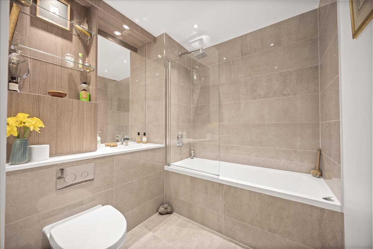 Property Image 2a92092d-4ccd-44a0-9cd3-1555482a5044