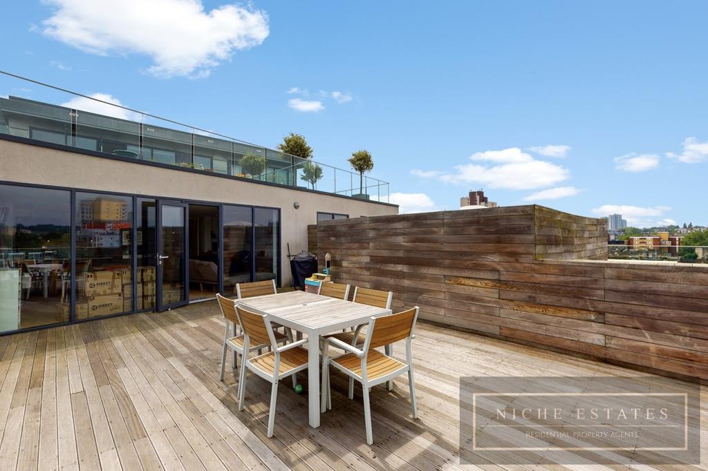 Property Image 2a9b2582-a4d2-49cf-be70-033abfc751ed