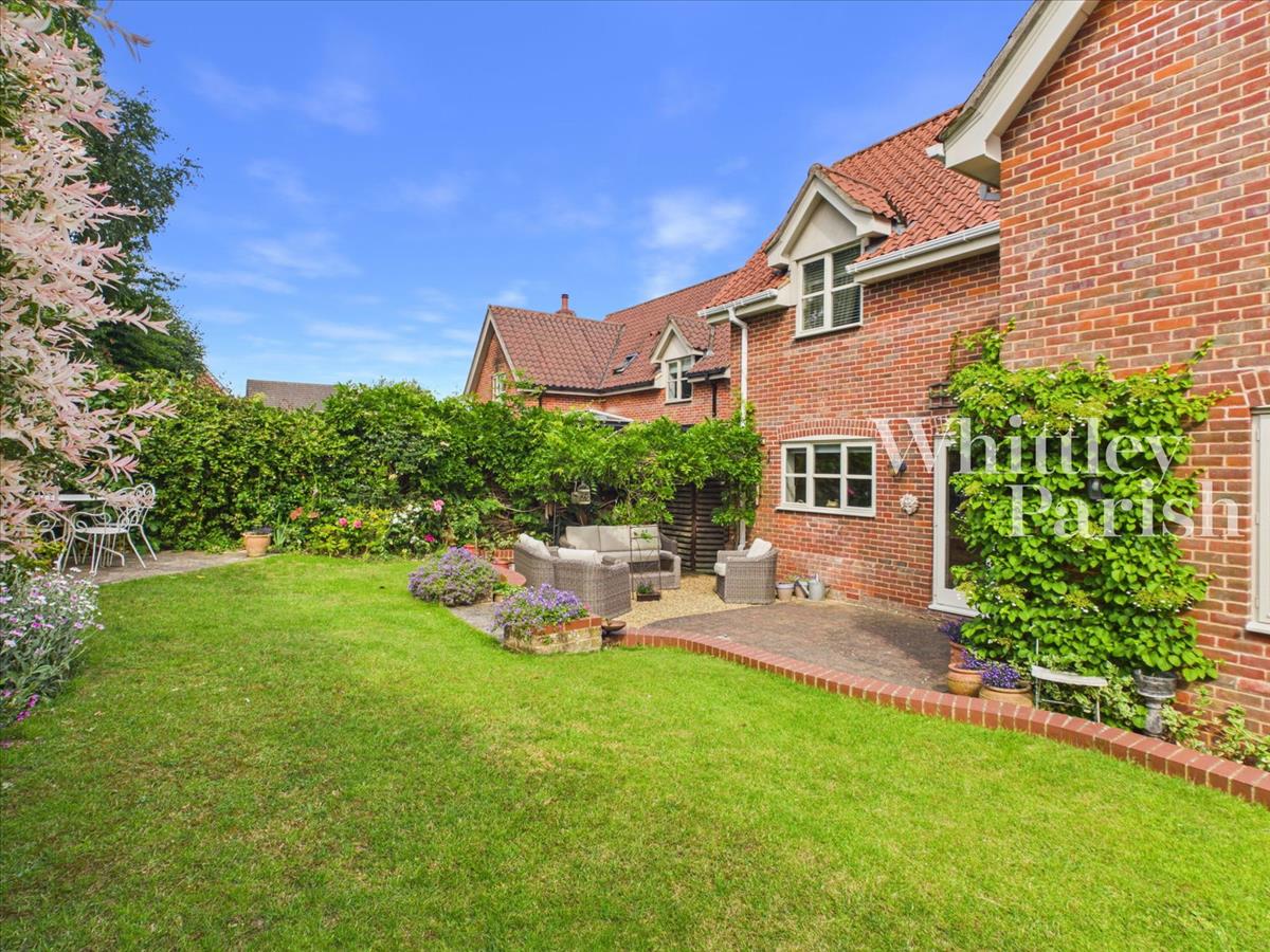 Property Image 2a9ea564-65f2-434b-a65b-ca1b9bd7f3ec