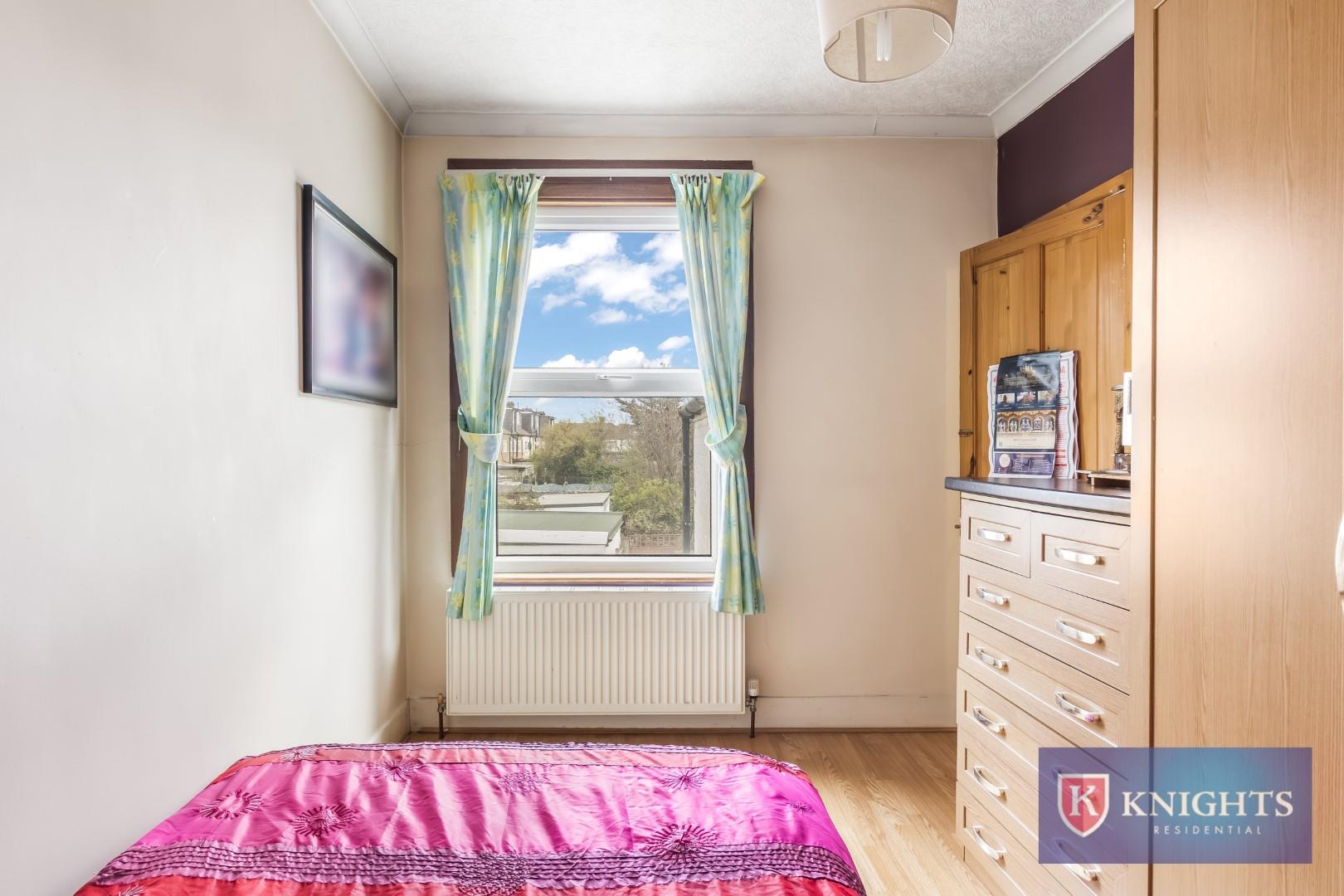 Property Image 2a9ece25-1c75-4527-bf73-903a20381381