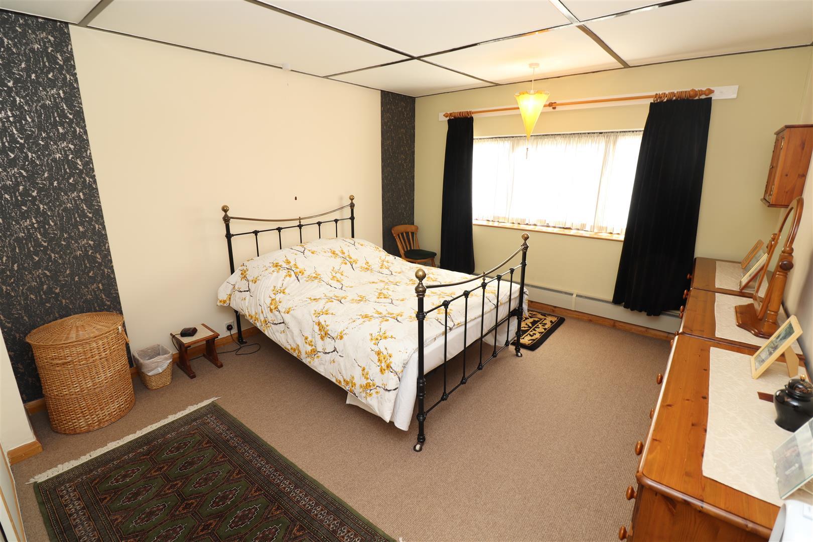 Property Image 2aa03ea3-926b-4094-97d0-a68b978c7596
