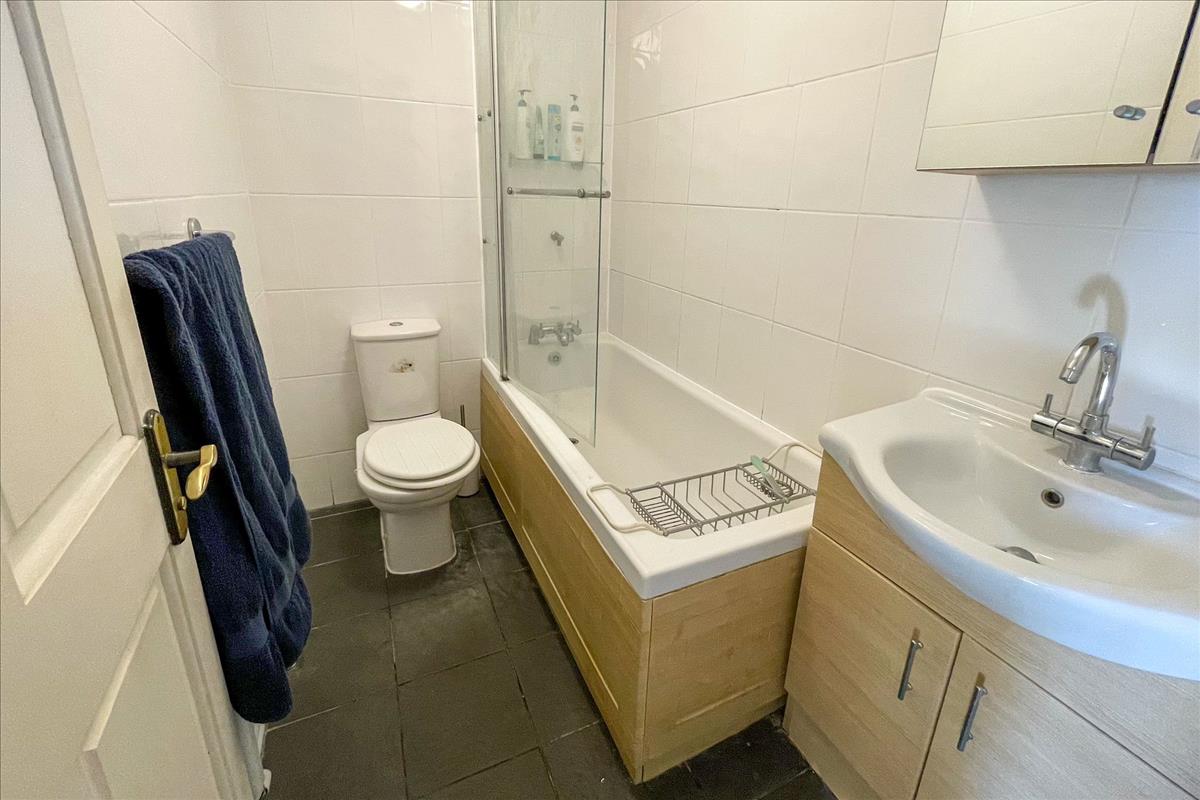 Property Image 2aa090c3-f089-41fd-97ce-3edfda82bf6a