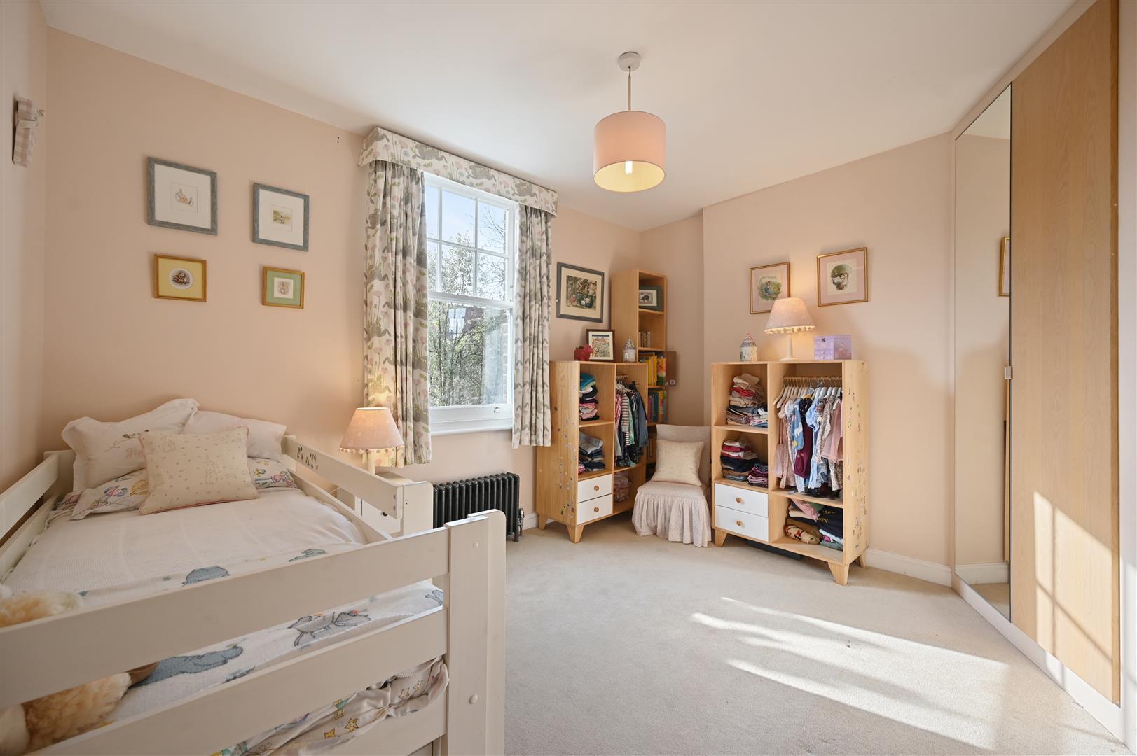 Property Image 2aa444c3-12a8-438c-9c3b-320a1c9080dd
