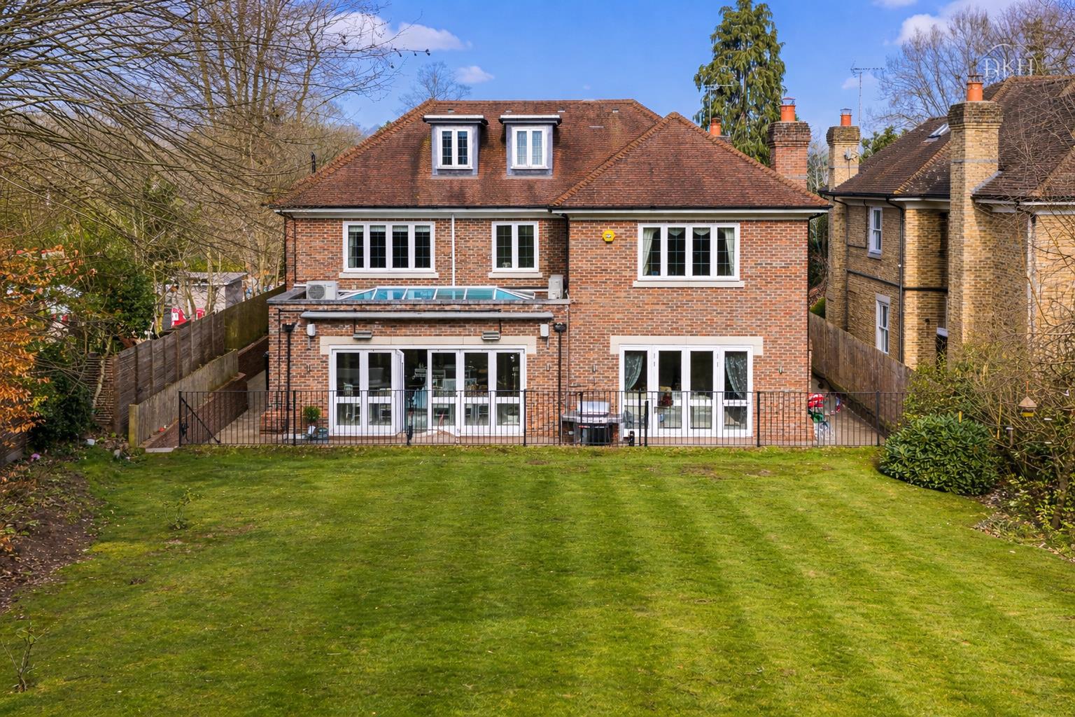 Property Image 2aaa648c-67ac-46b5-8848-8b2a3780a39f