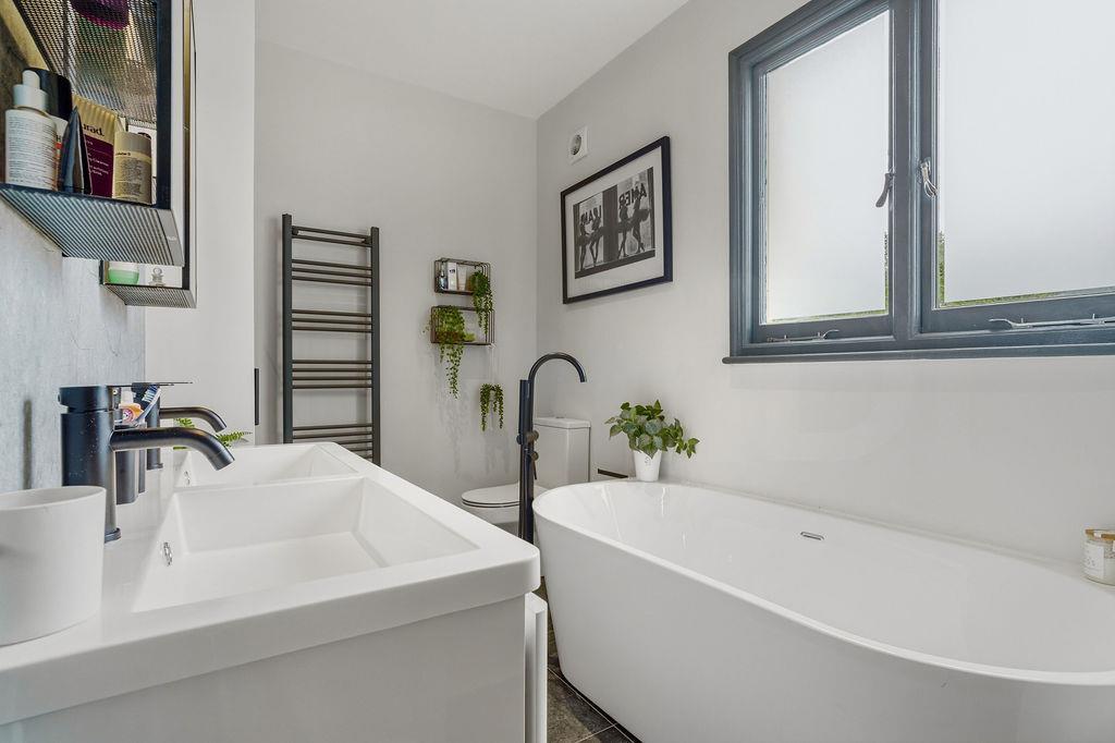 Property Image 2abcb21d-12c1-43c2-a8bf-03c11a095122
