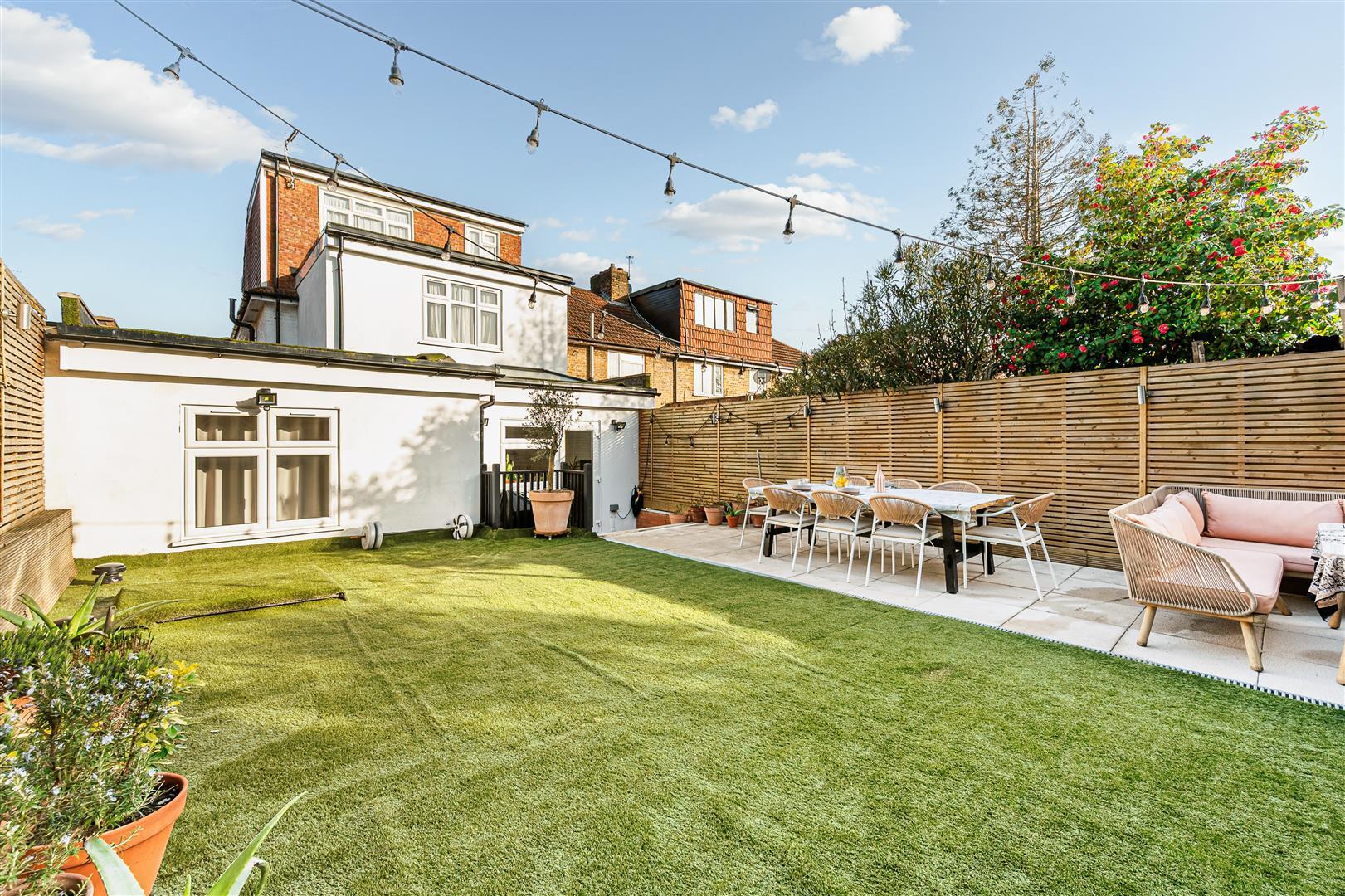 Property Image 2ac8c00d-77d7-4e43-bbce-96f17cedc0cc