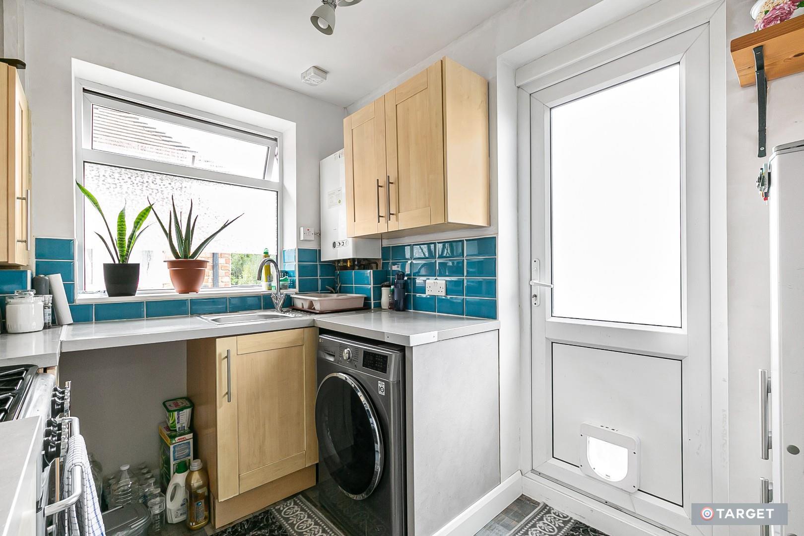 Property Image 2acf7c98-67f4-4e6d-aa27-9624589caf66