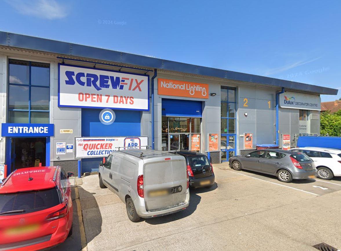warehouse unit or trade-counter units To Let  on kingfisher business park, Bedford, Bedfordshire - RAB Commercial Property 
