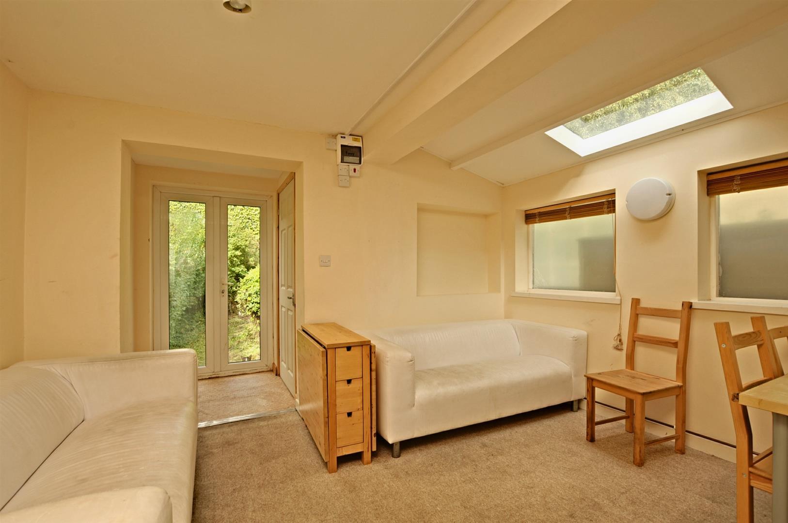 Property Image 2adddf7d-e079-4792-9ea4-7553eb194c94