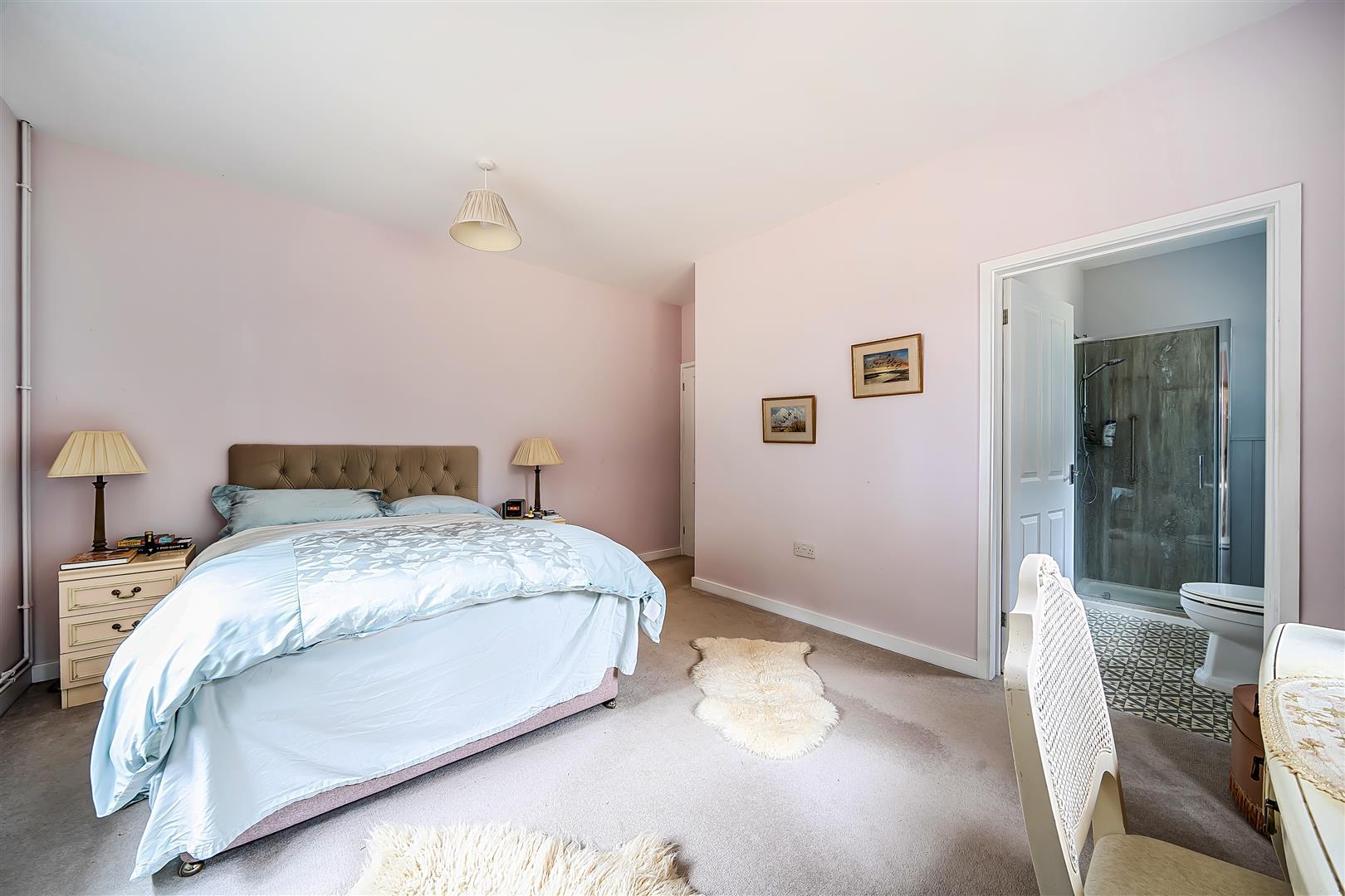 Property Image 2ae2fe52-c8db-48e6-86d9-64924cad9409