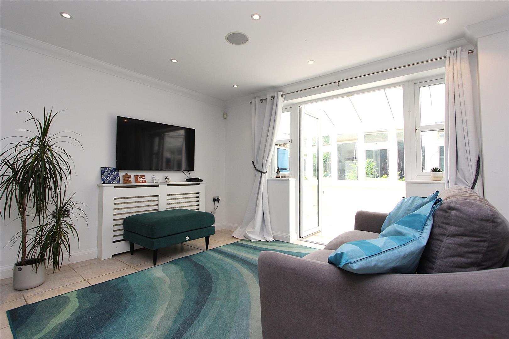 Property Image 2aefa9d5-2512-4e97-98e7-6ce3a48e6814