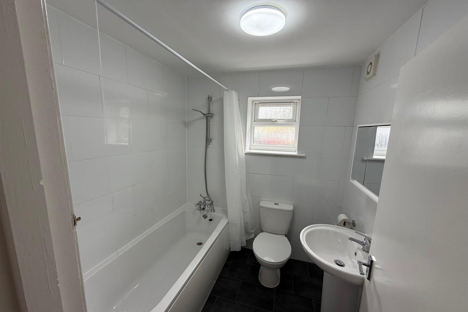 Property Image 2af8afea-6ce7-49b1-9fcb-4e9b66d1e524