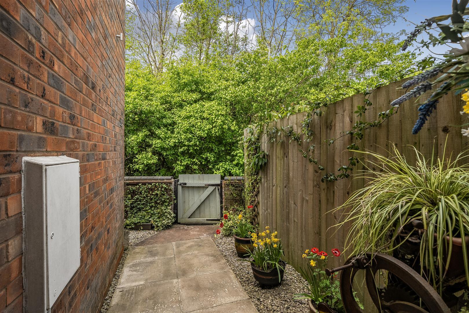 Property Image 2b067835-8831-4c74-9fe9-d51eea36937f