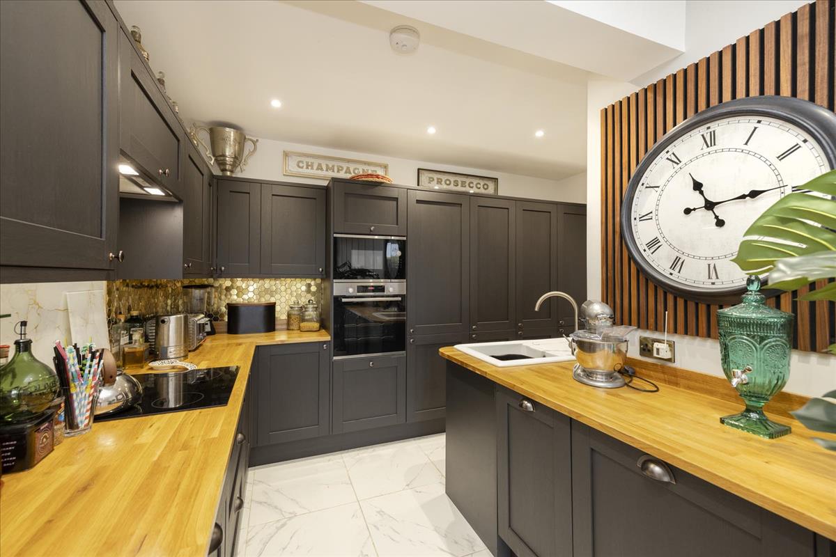 Property Image 2b06ac51-38a6-4db3-bc1d-d9e2458d1942
