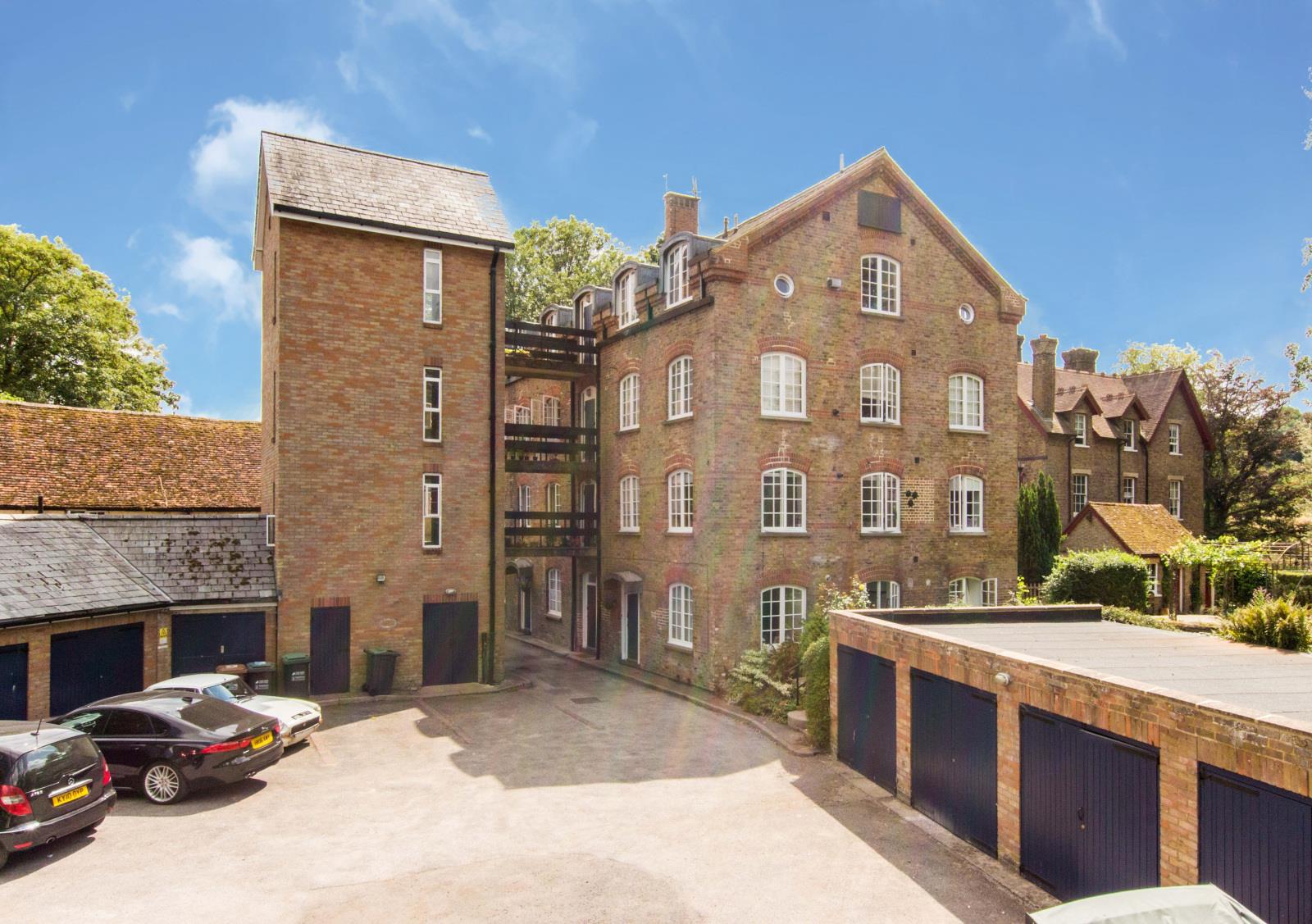 Property Image 2b08ae81-c403-46af-8145-623f0287536e