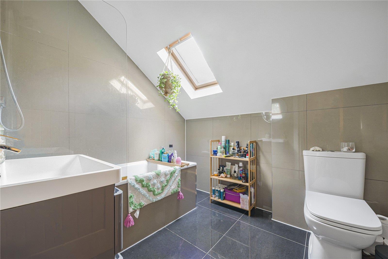 Property Image 2b19107a-4988-4c4f-a7fe-bcd34c5ff8fc