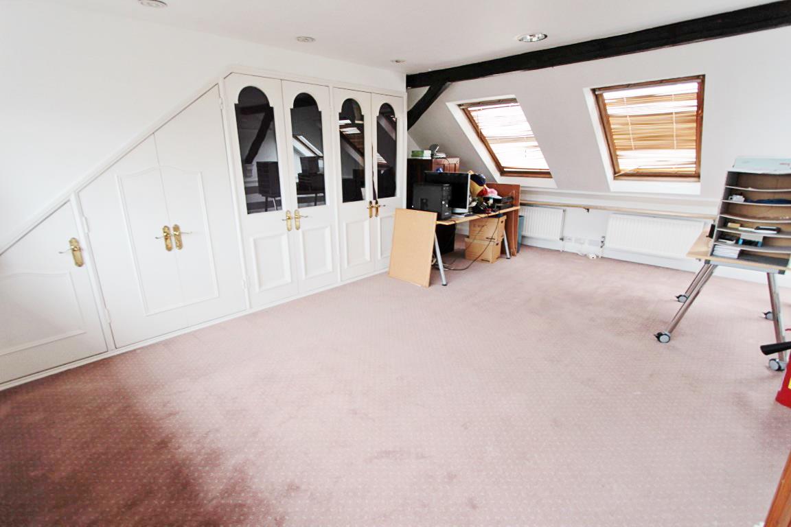Property Image 2b20273d-9247-4cf9-b40c-90c0f3cb95a9