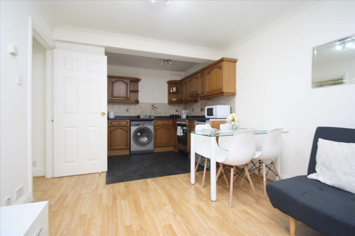 Property Image 2b380c90-70a9-4a50-9af5-e18e801fe8a3