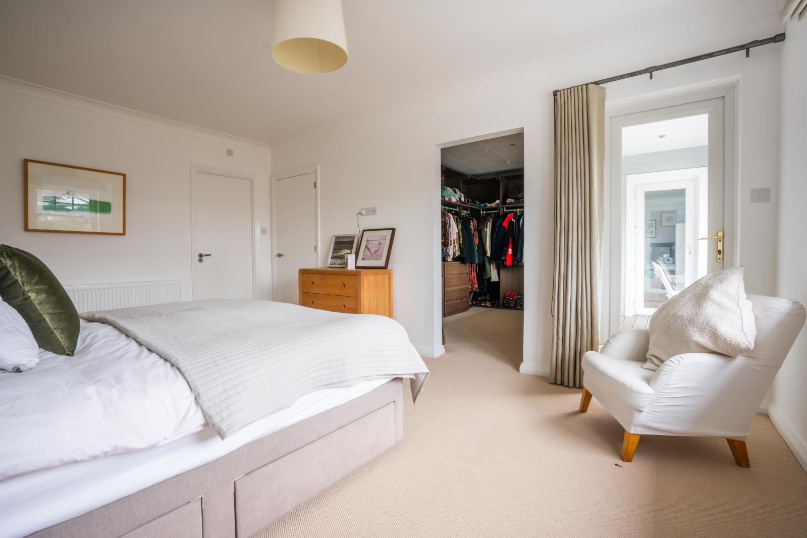 Property Image 2b3c5255-1df9-46d8-a423-3e1fce7ef146