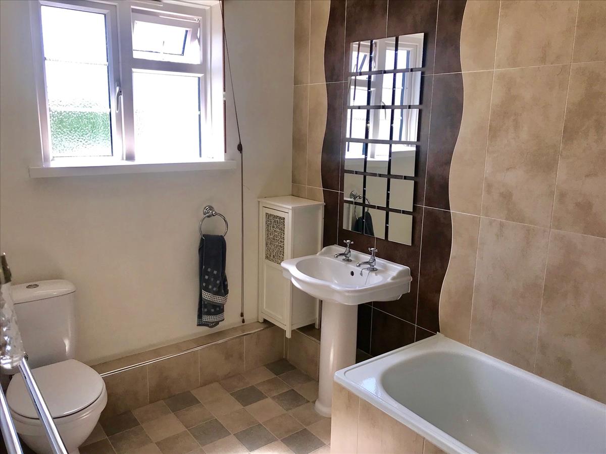 Property Image 2b3d9100-0b0c-4e00-a332-3fad2a13e490