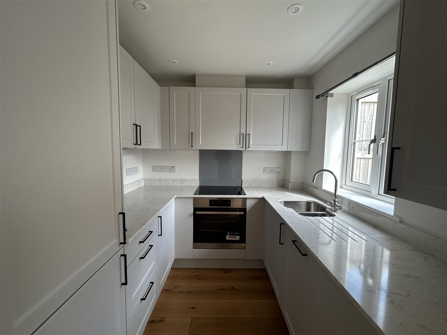 Property Image 2b3df892-91c7-4a94-836a-ea8e3acba9a1
