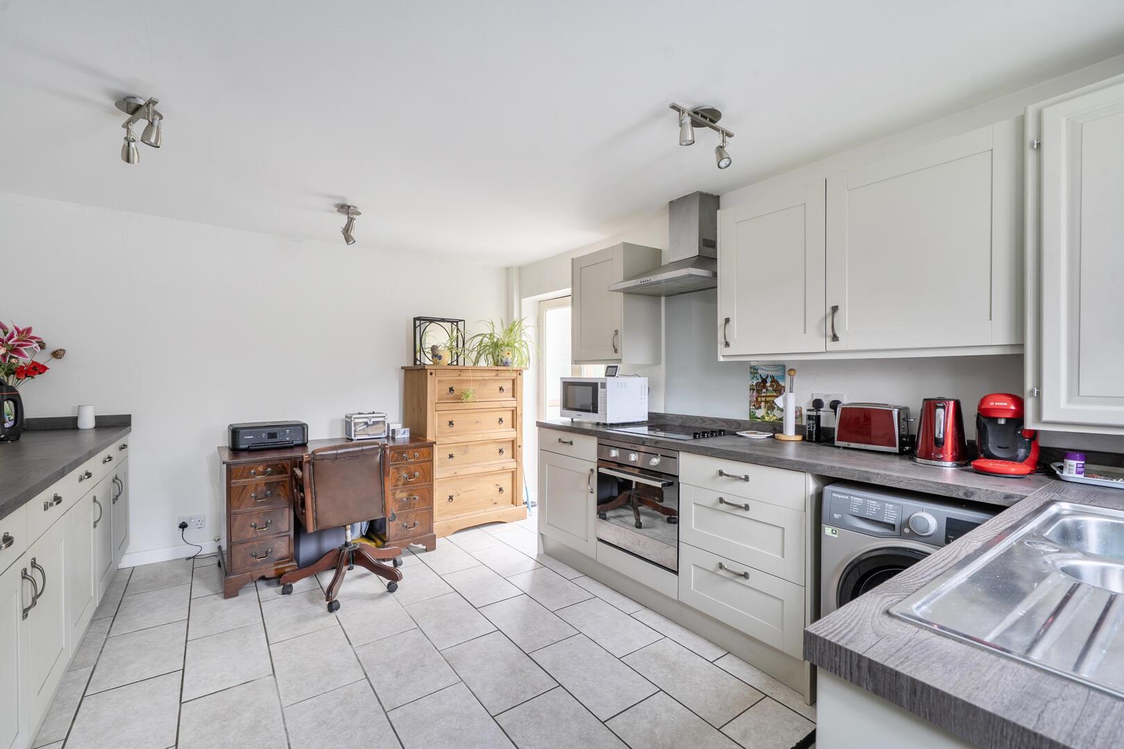 Property Image 2b43855b-4333-4974-9b36-54d6ab4ad43a