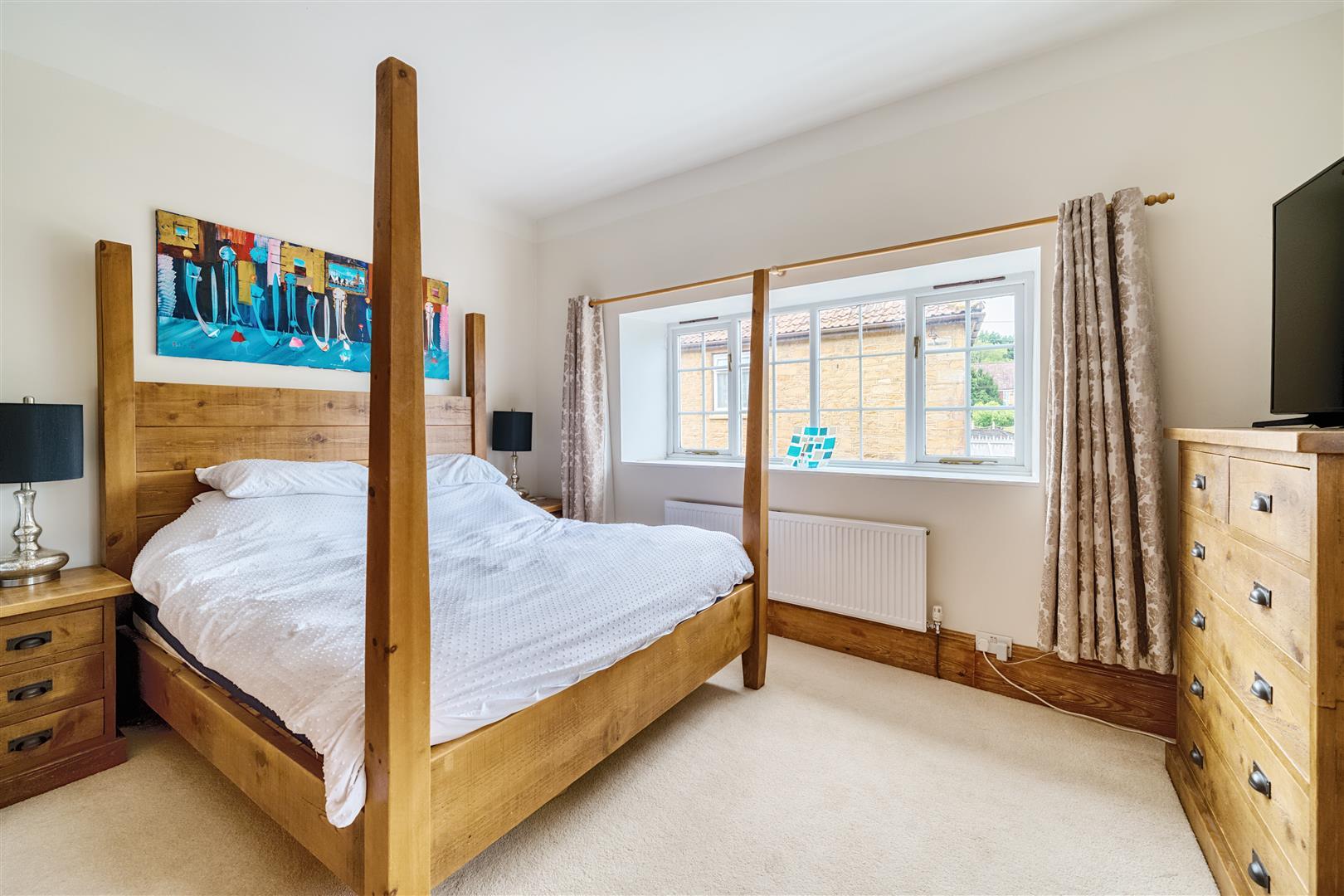 Property Image 2b5087a4-9040-44da-92f6-4421302136f6