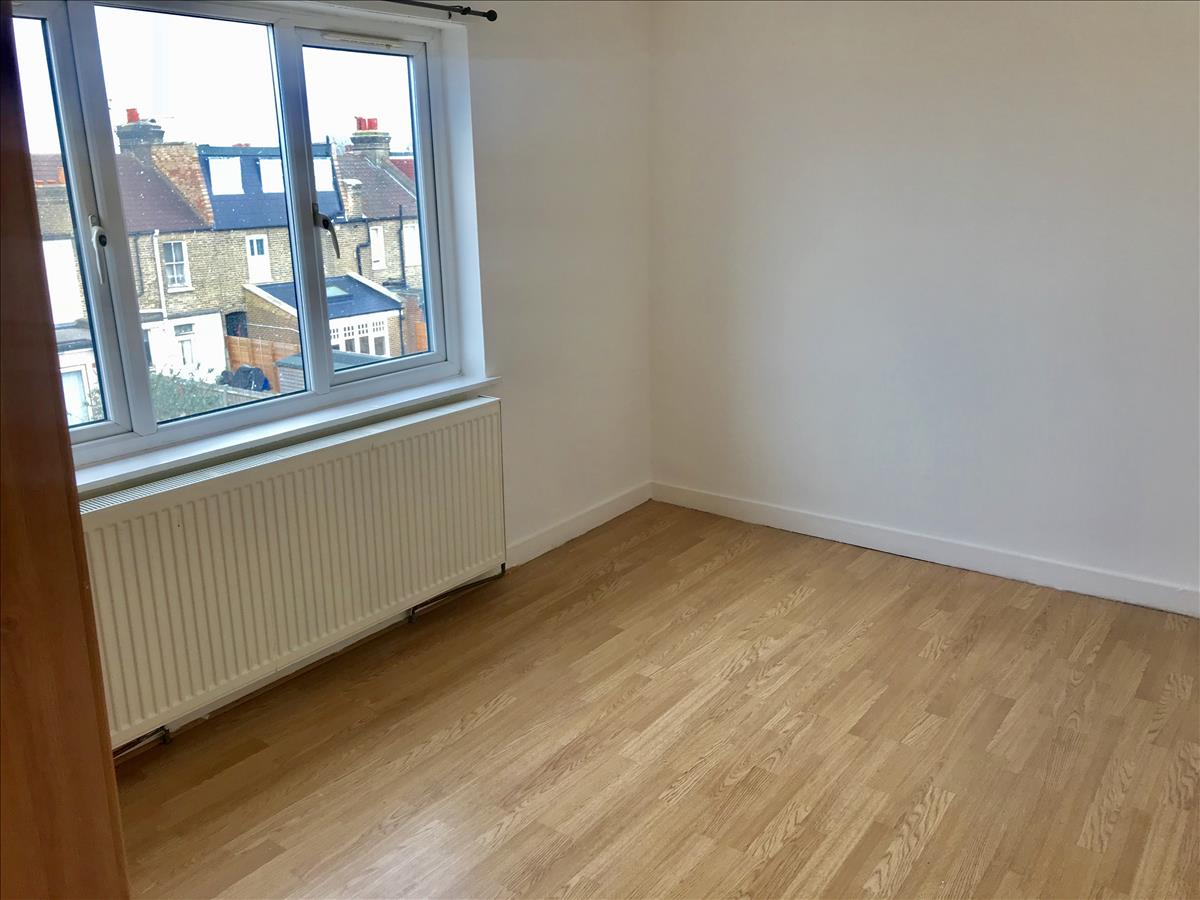 Property Image 2b717552-25bb-47ee-9580-157bbb177952